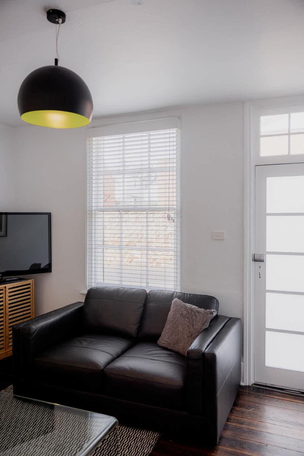 Holiday home 'fifteen' - Heritage Terrace In Battery Point Hobart