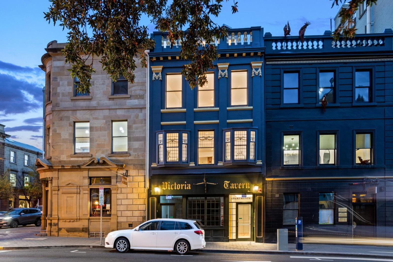 Apartment Historical Victoria Tavern Two *