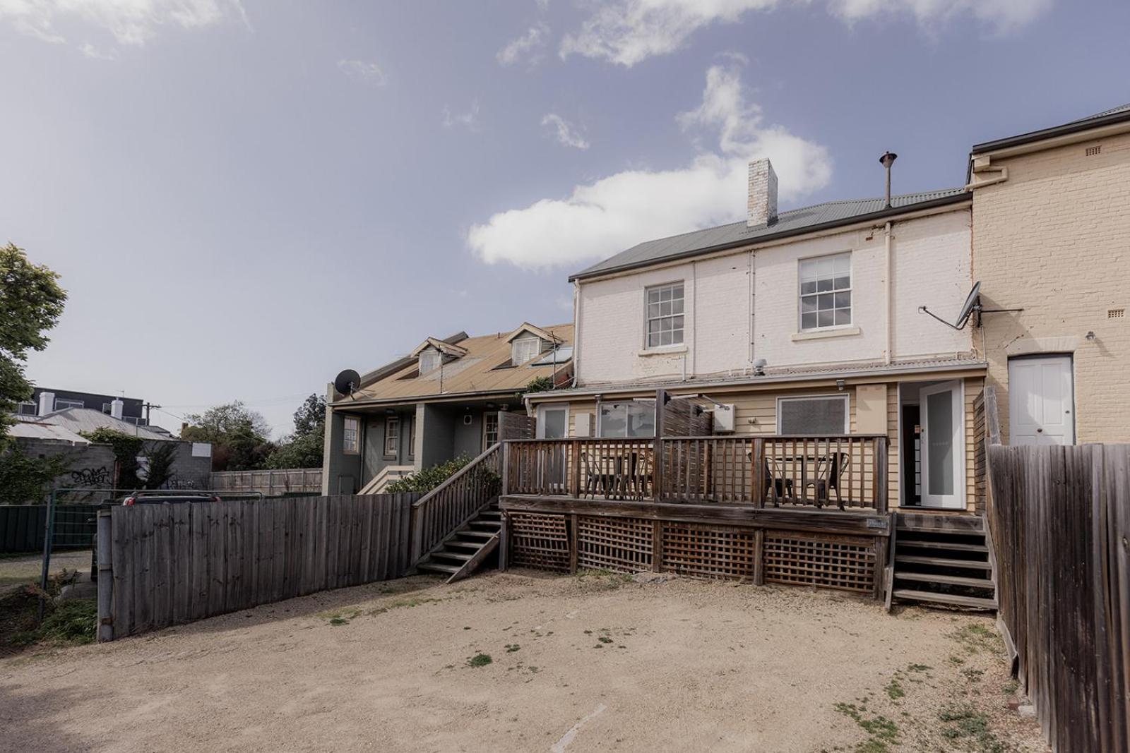 Holiday home 'fifteen' - Heritage Terrace In Battery Point *