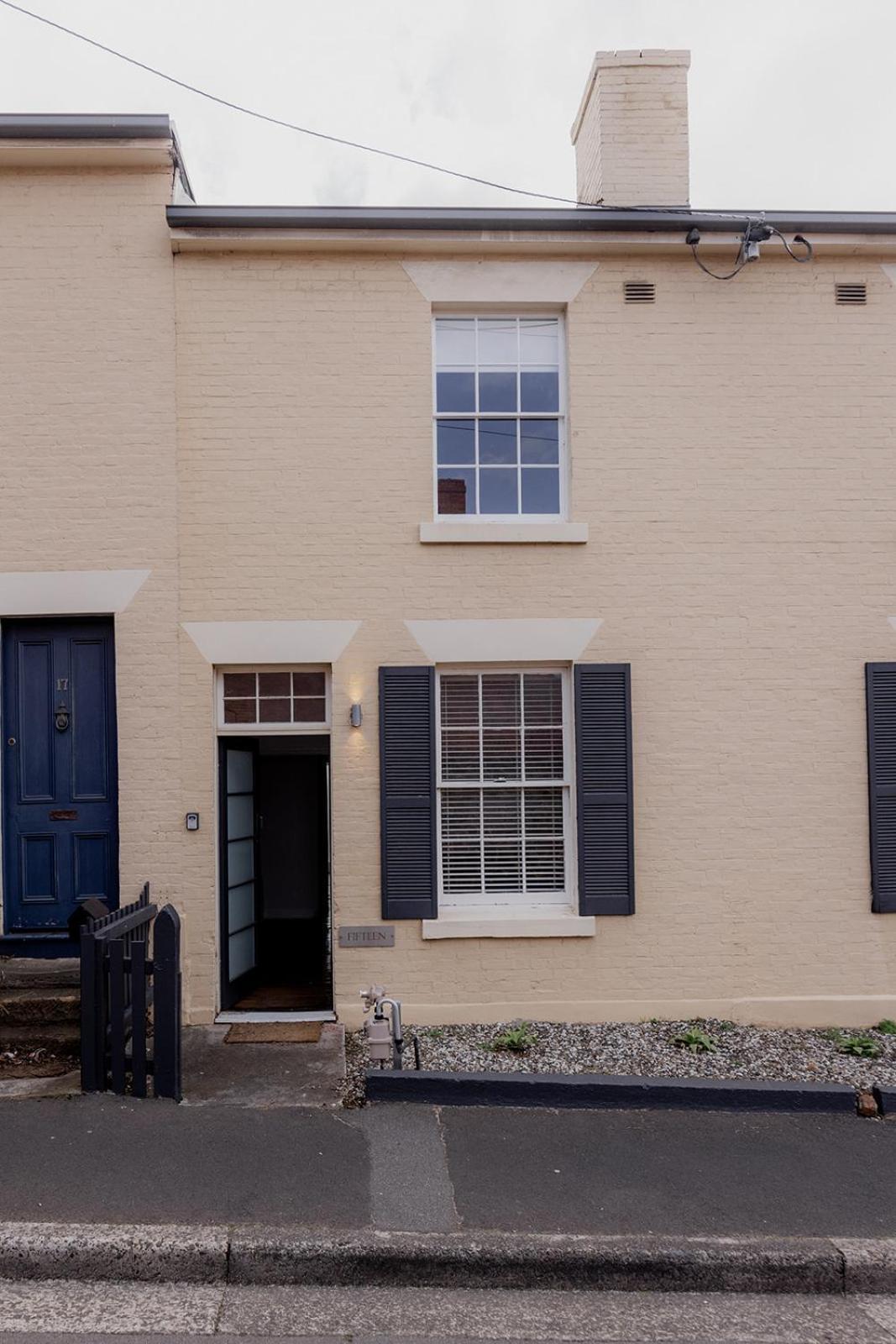 Holiday home 'fifteen' - Heritage Terrace In Battery Point Hobart