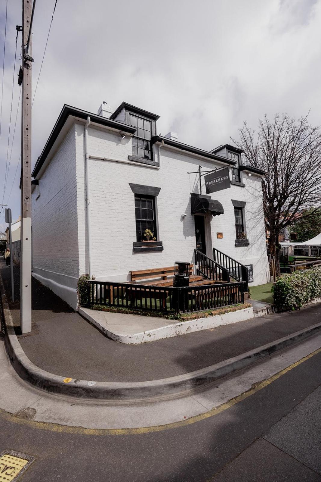 'fifteen' - Heritage Terrace In Battery Point