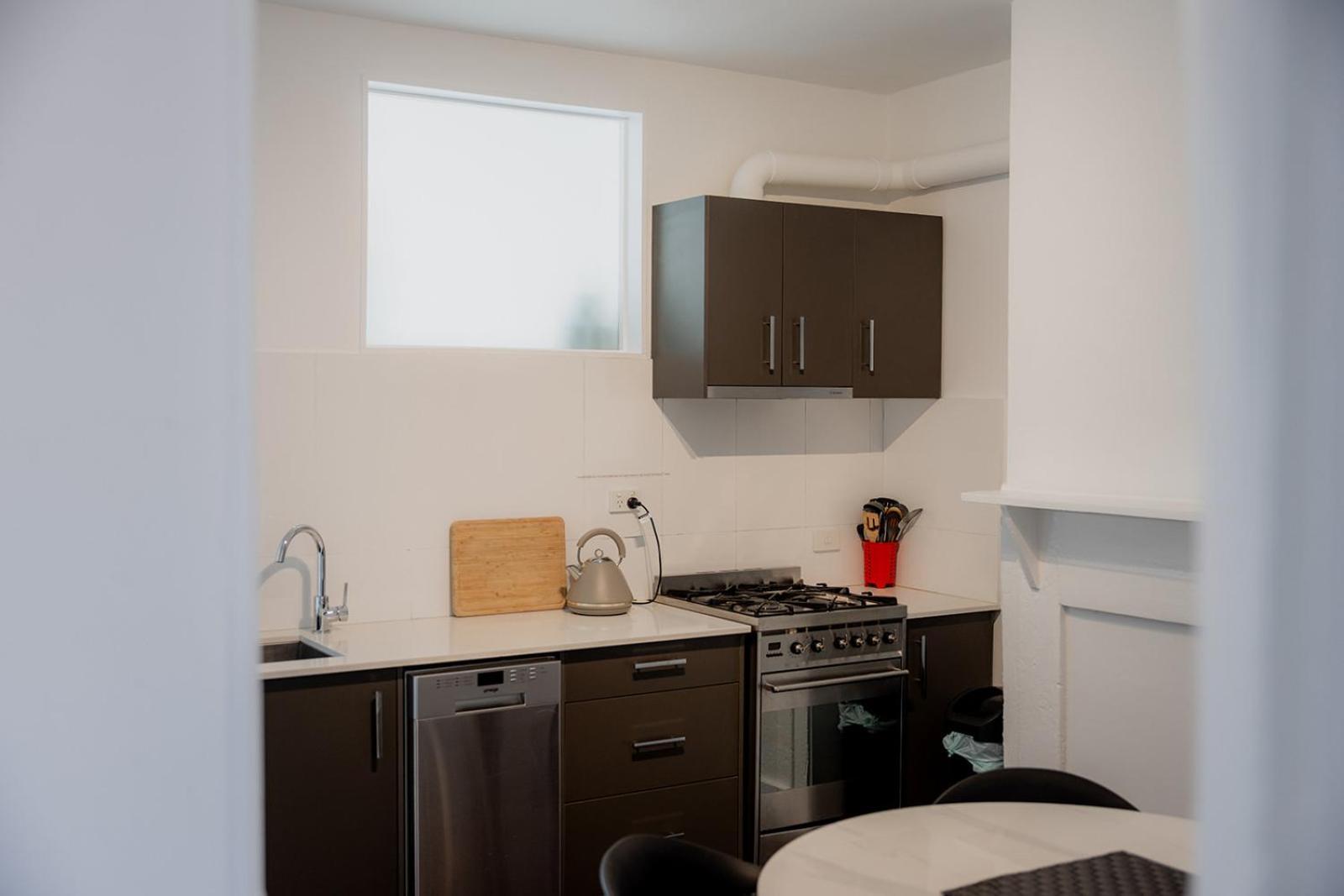 'fifteen' - Heritage Terrace In Battery Point Holiday home