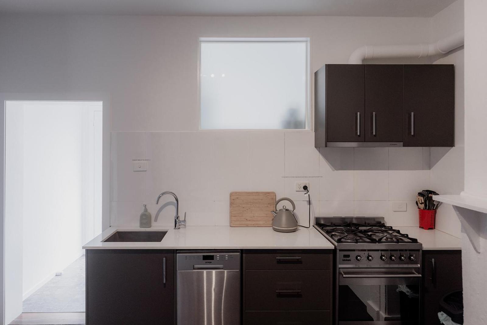 'fifteen' - Heritage Terrace In Battery Point Holiday home *