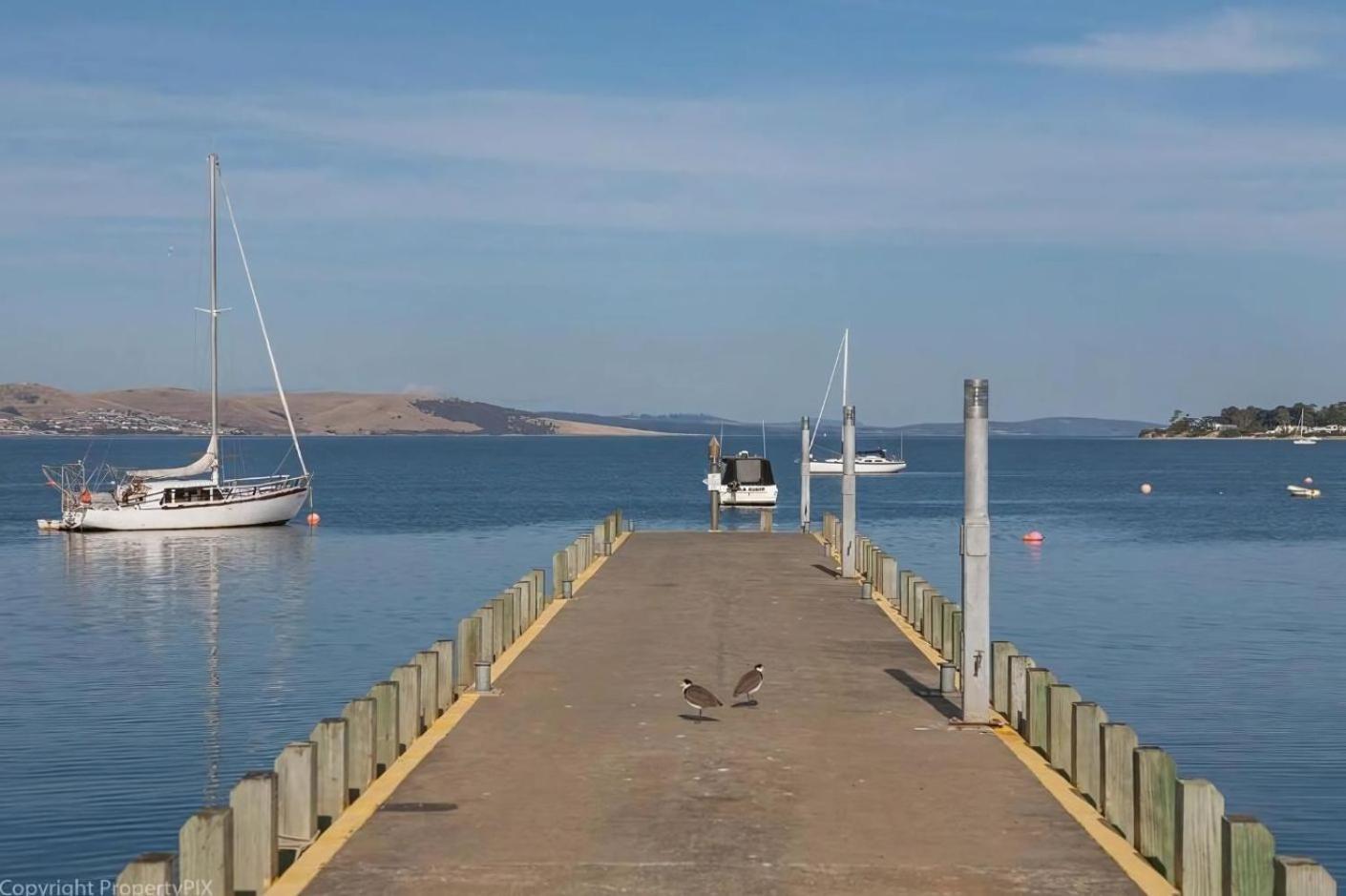 Mr Watson's Near The Battery Point Jetty *