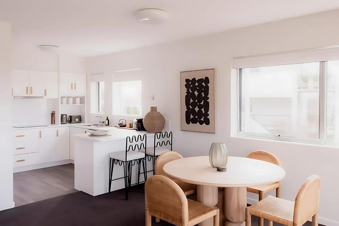 Apartment Battery Point With River Views *