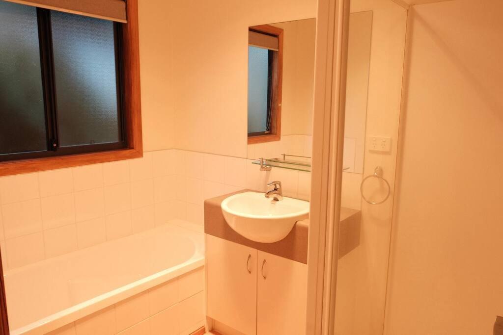 Inner Hotspot & Quiet House Villa Hobart