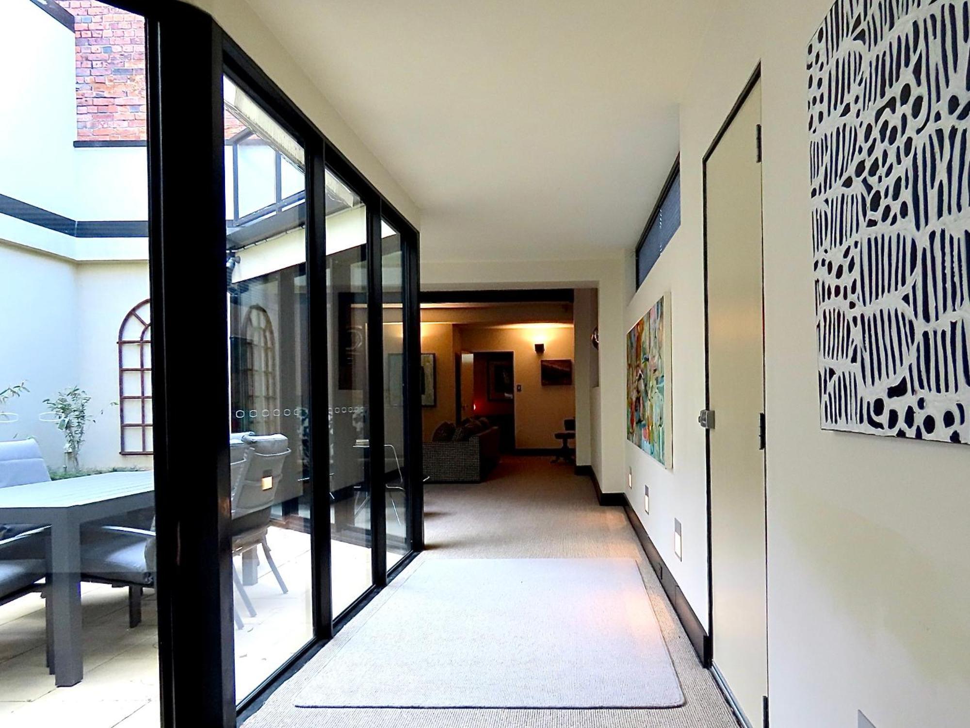 Holiday home Inner Executive Living *