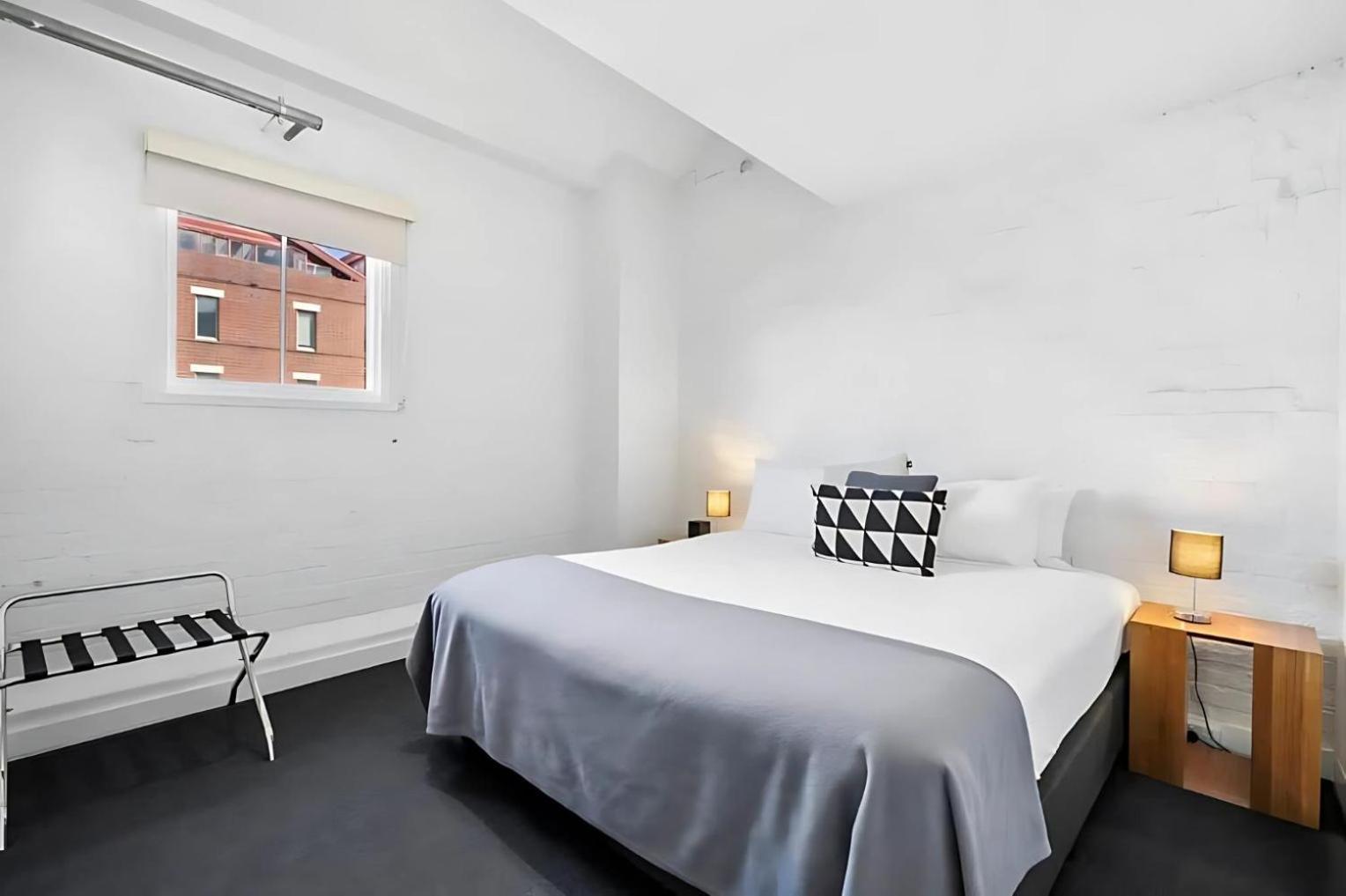 Gibson Mill Waterfront Loft - 303 * Hobart