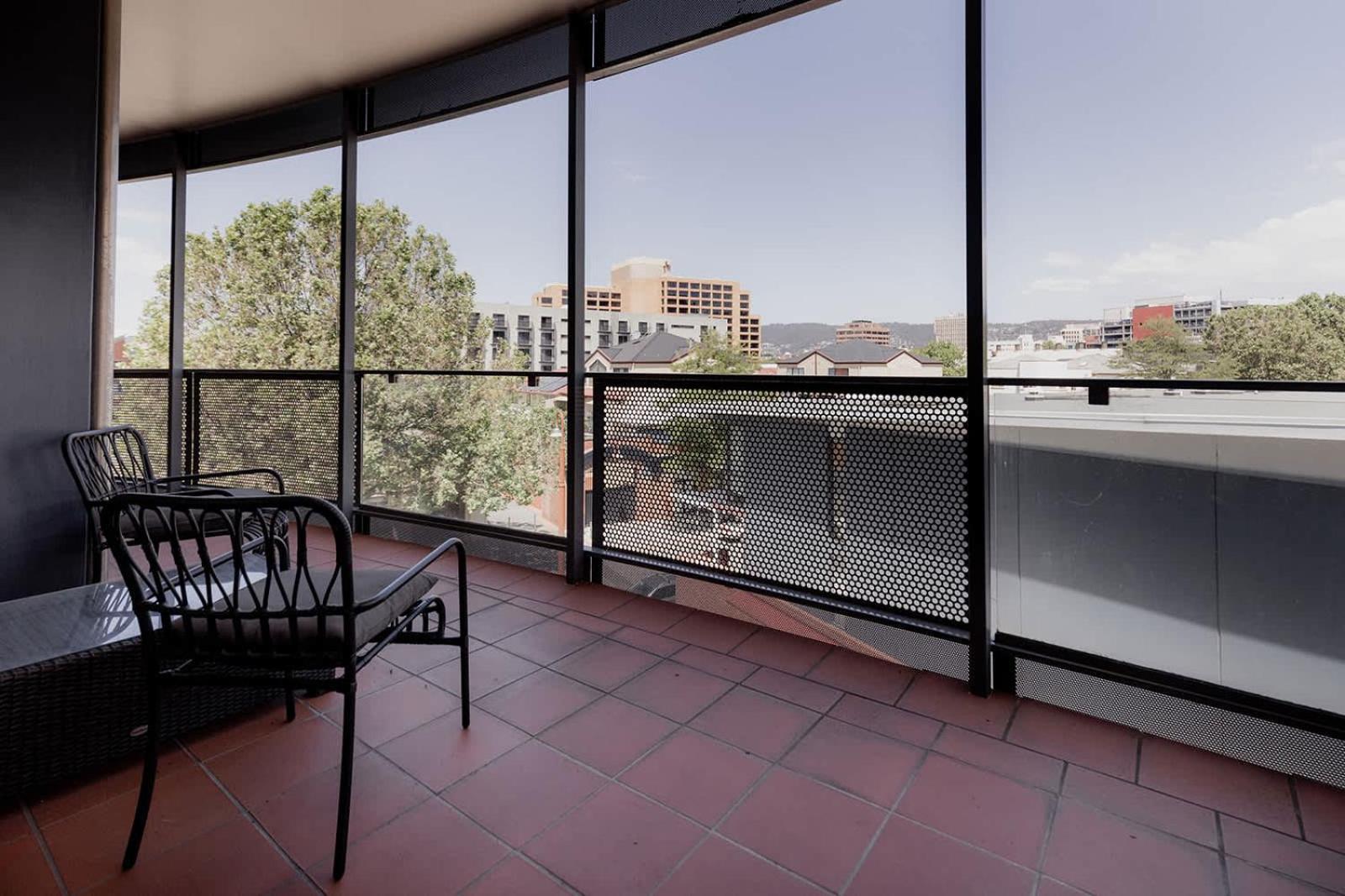 Inner-city 2 Bedroom - Perfectly Located * Hobart
