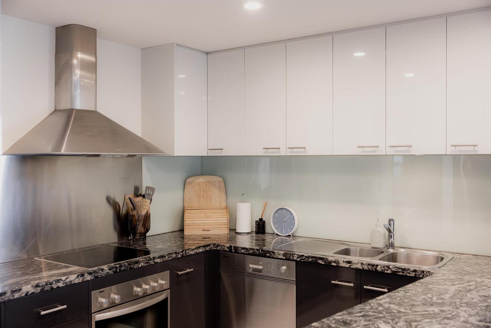Inner-city 2 Bedroom - Perfectly Located Hobart