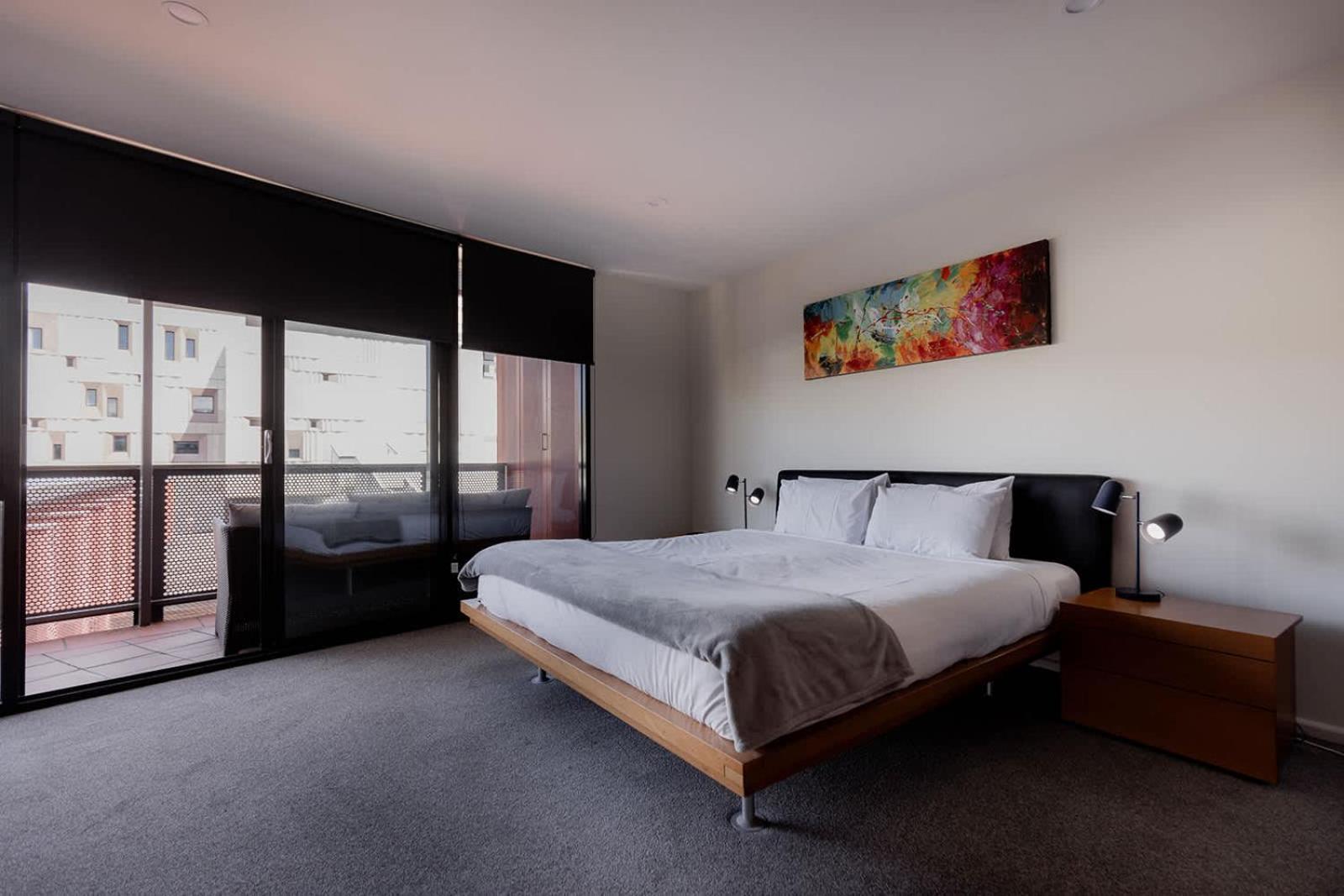 Apartment Inner-city 2 Bedroom - Perfectly Located *