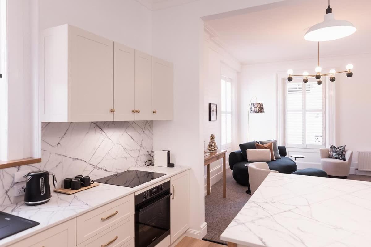 Harrington House Luxury In Cbd Apartment *
