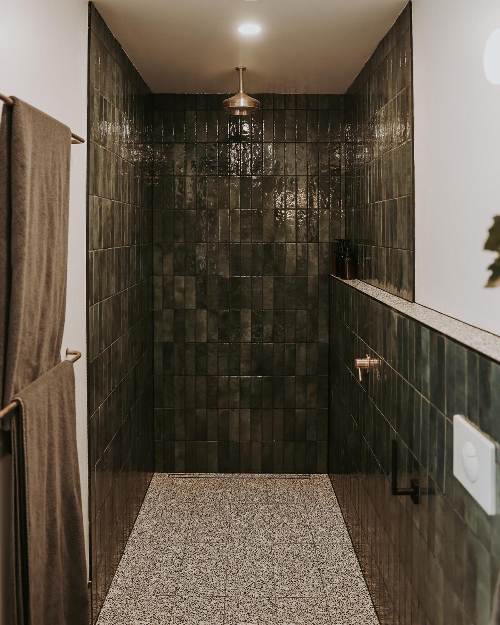 Braithwaite - Chic Retreat With Outdoor Bath * Hobart