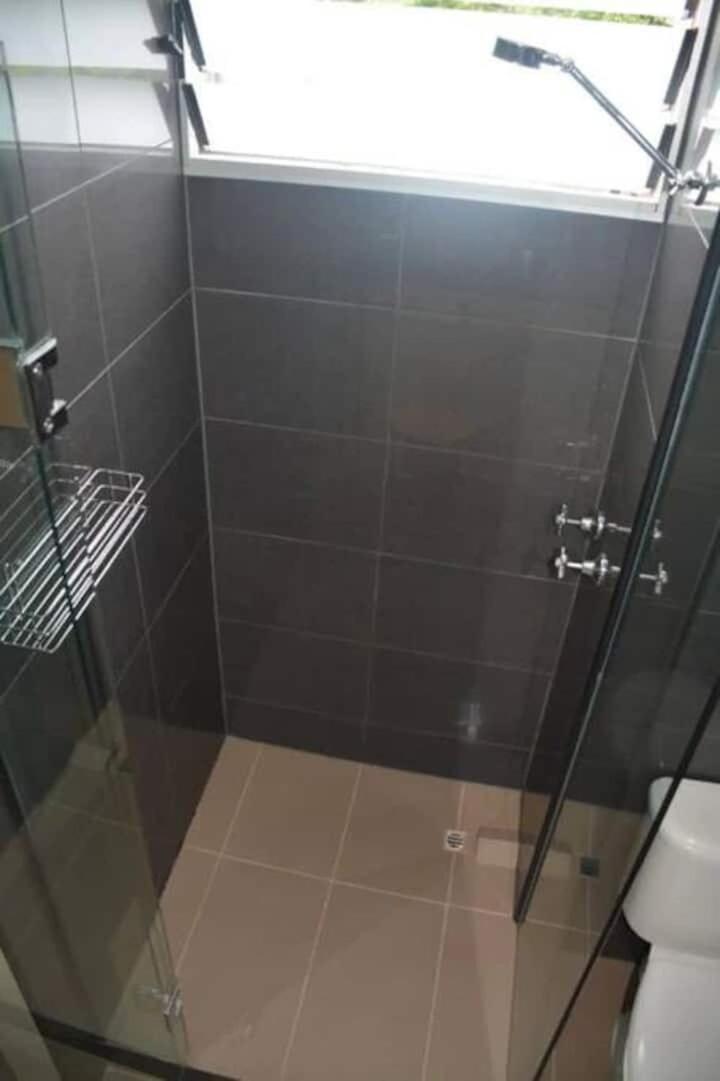 Modern 1 Bed-walk Casino Riverfront 5 Mins To Cbd *