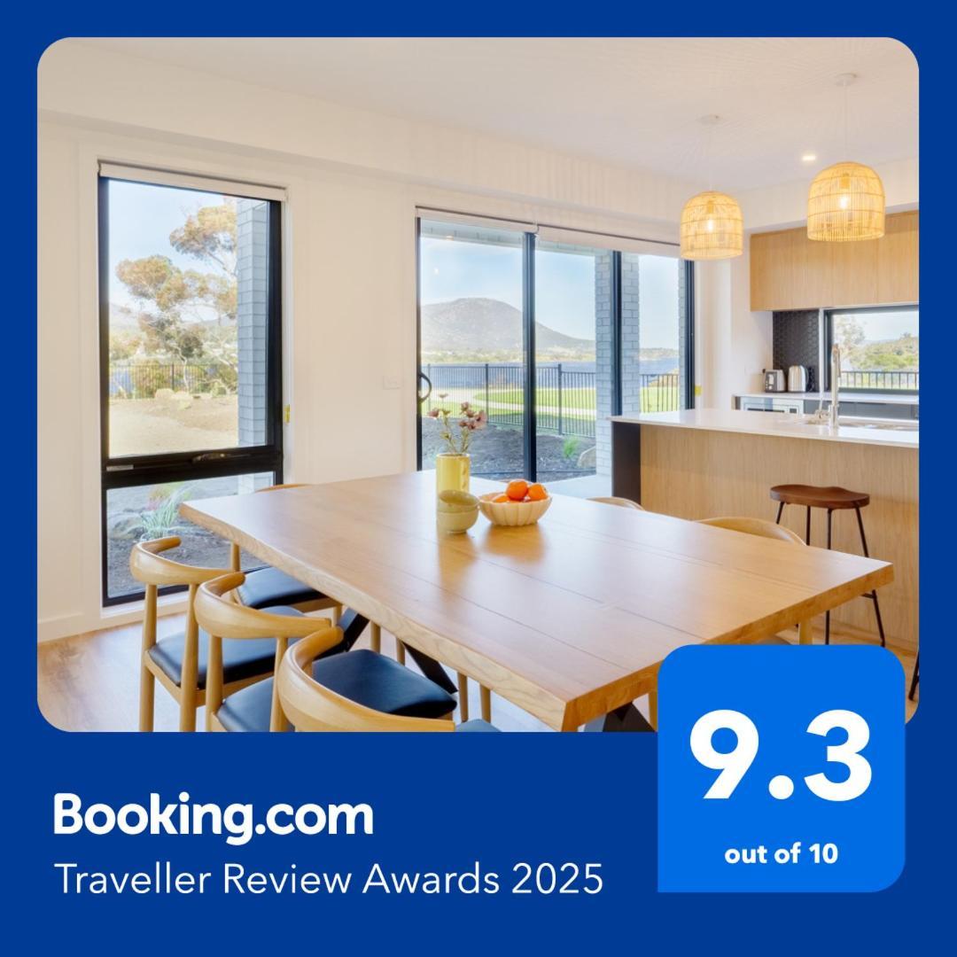 Luxury Waterfront Retreat 4br Award-winning