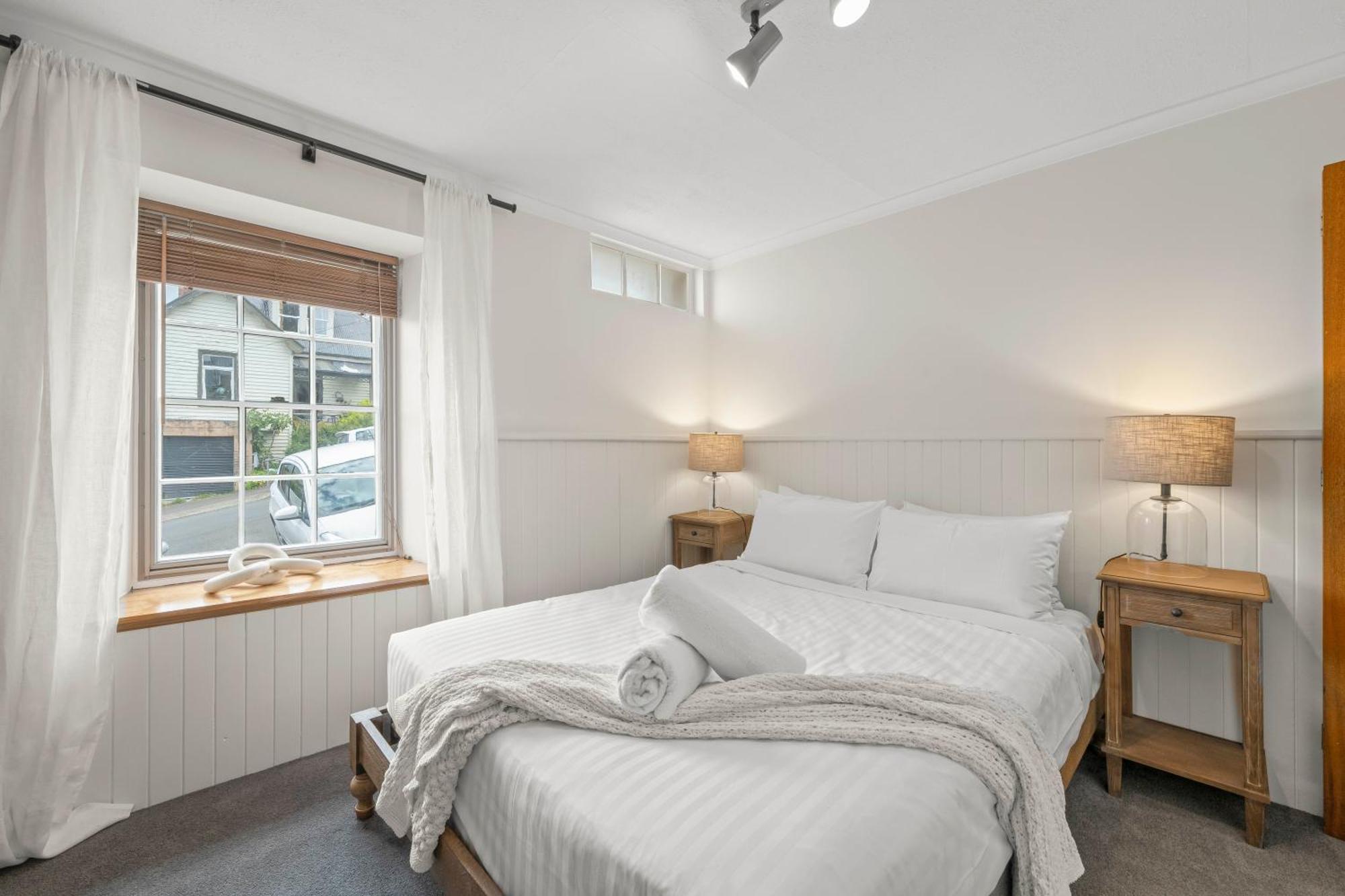 Stylish 3 Bedroom Townhouse - Cbd Holiday home Hobart