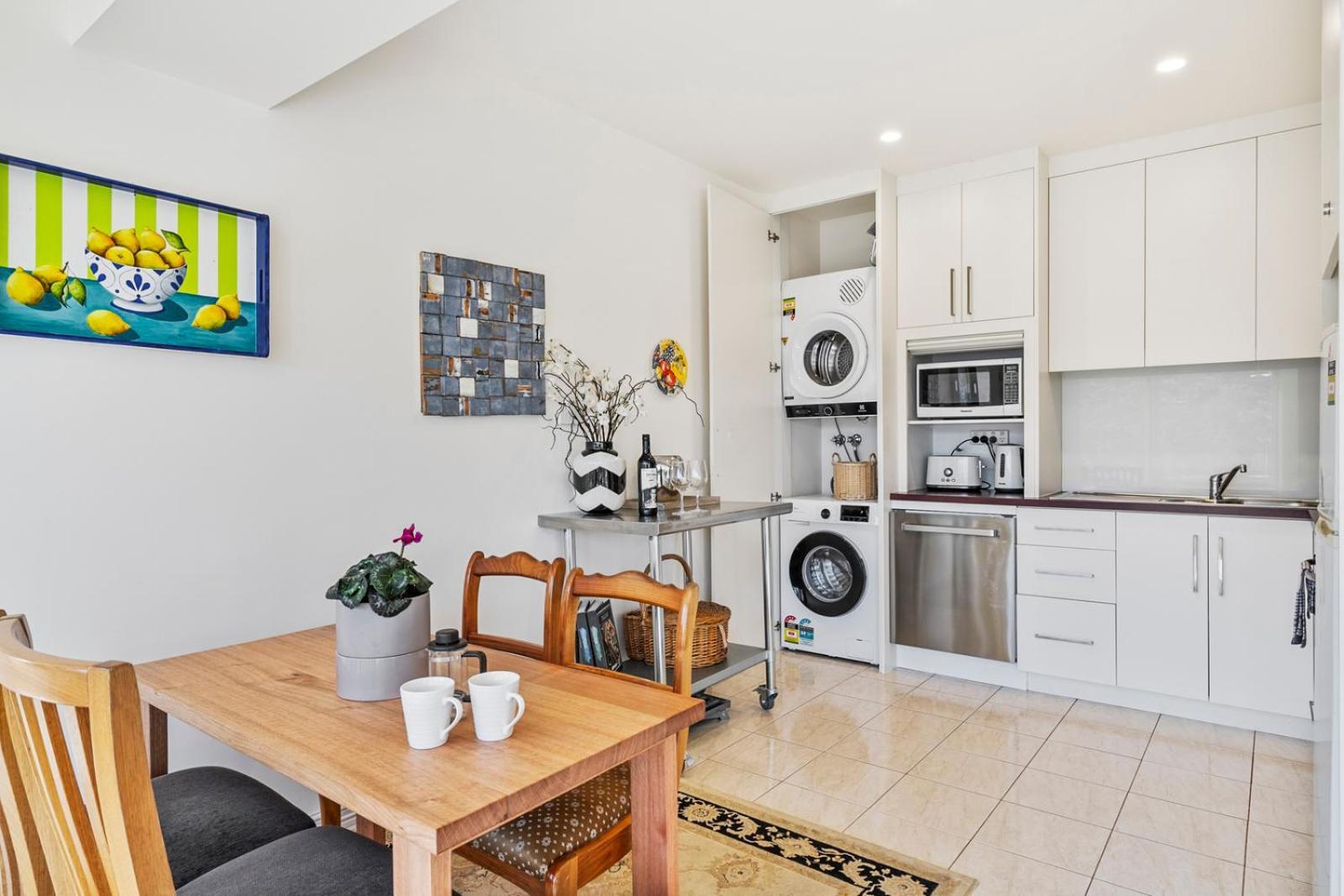 Karinya Apartment