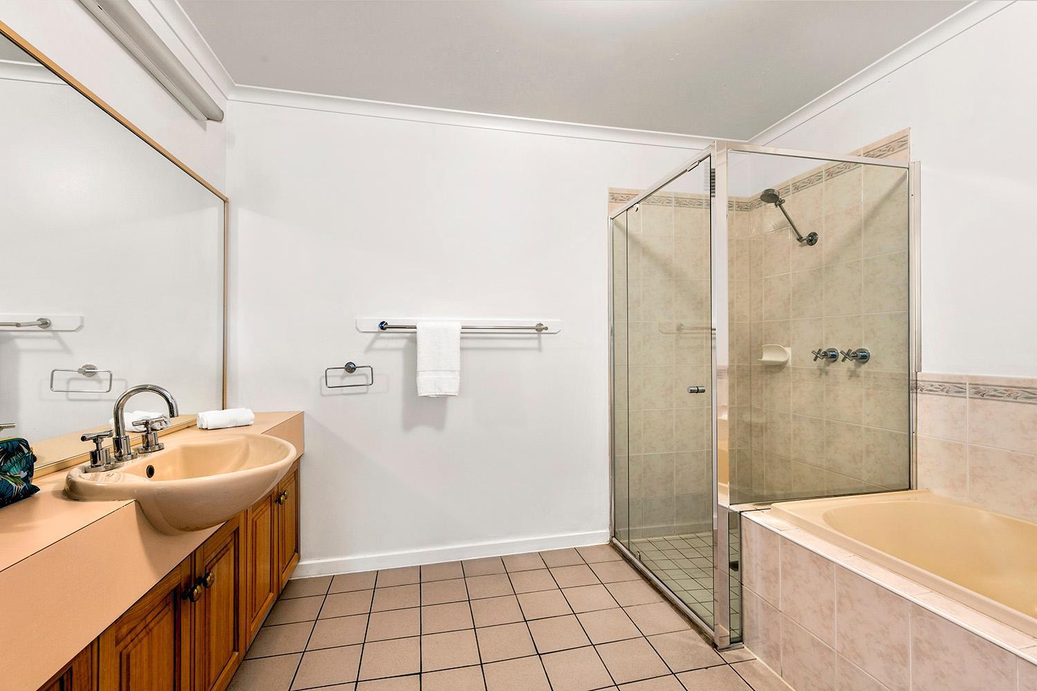 Quest Trinity House 3* Hobart