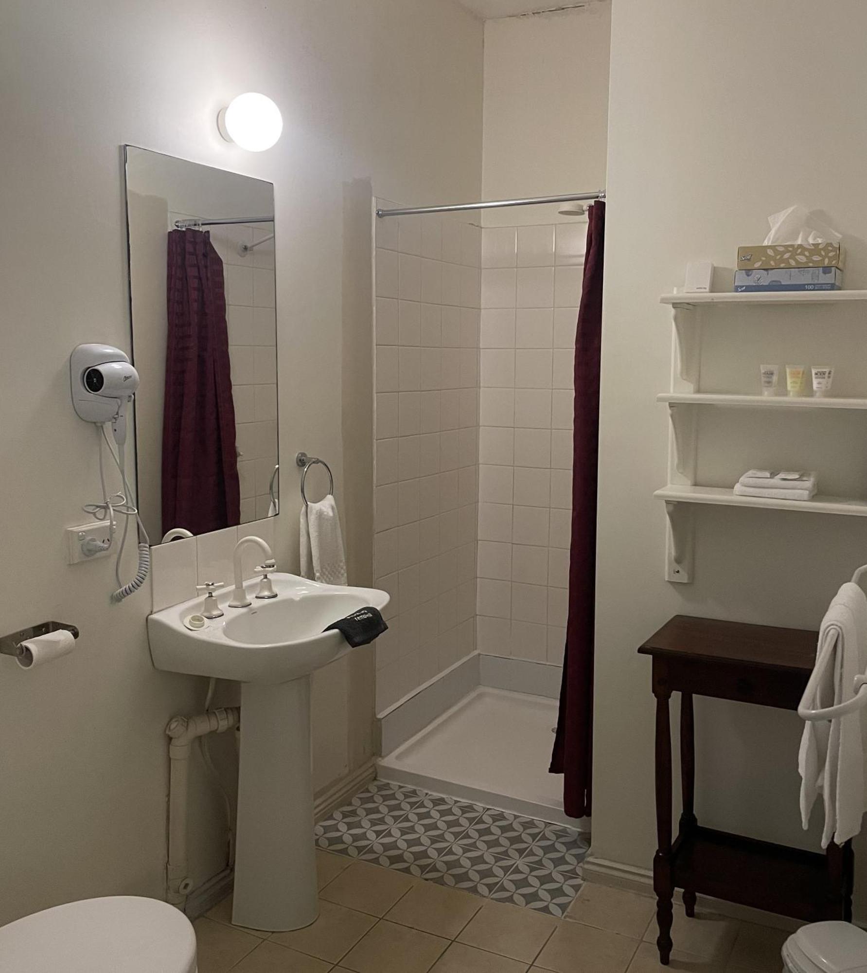 Bed & Breakfast The On Elizabeth 4*