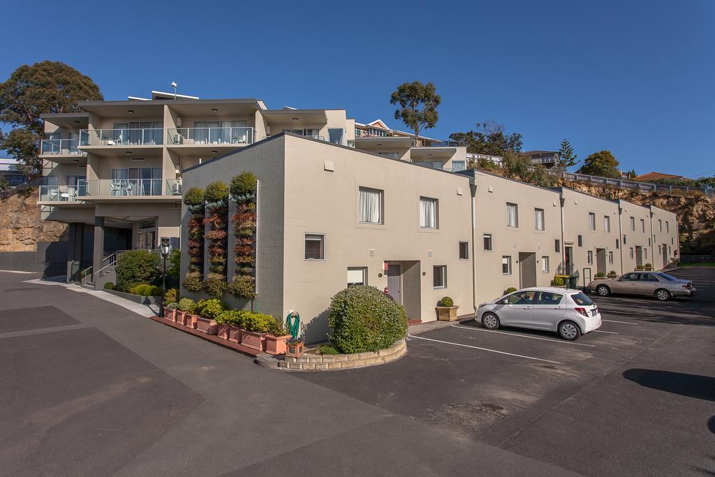 Bay View Aparthotel