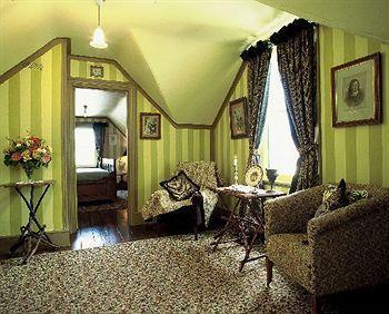 Corinda's Hotel
