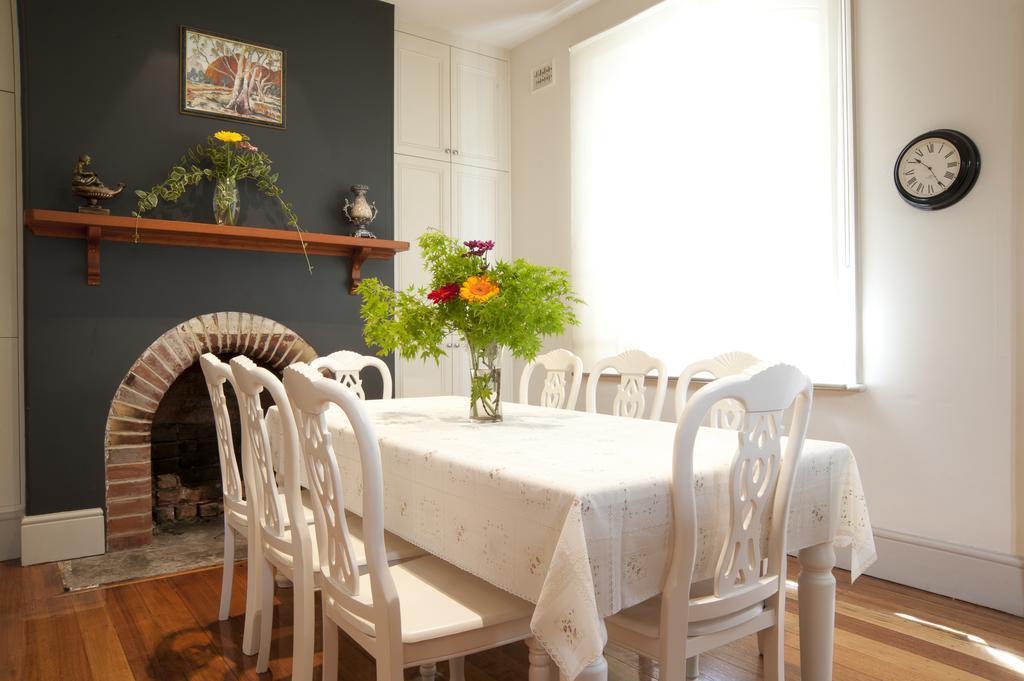 Bed & Breakfast Lowena Cafe And Hobart