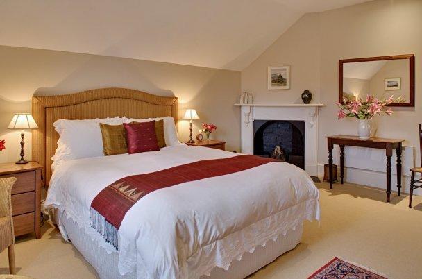 Bed & Breakfast Bellerive House 4*