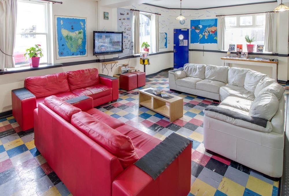 Hobart's & Albergue