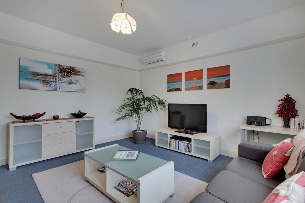 Moonah Apartment *