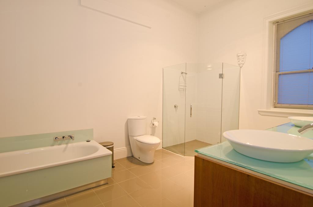 Roxburgh House - Cbd Apartment