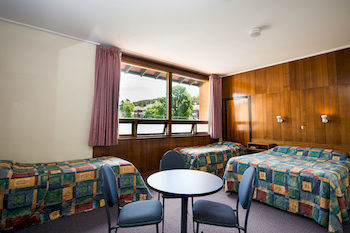 Black Buffalo 3* Hobart