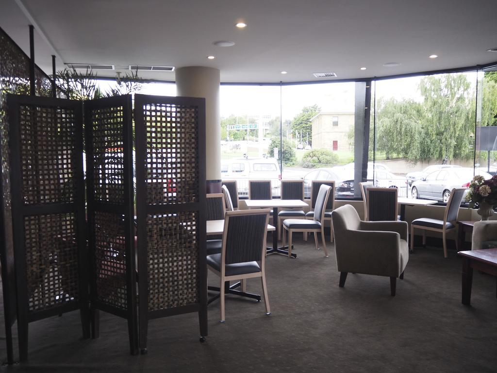 Fountainside Hotel