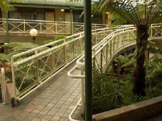 Mayfair Plaza And Motel Hobart
