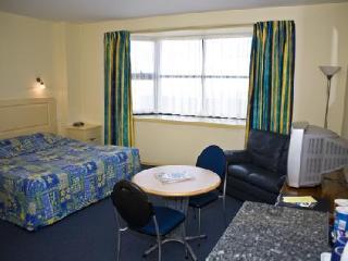 Motel Mayfair Plaza And 4*
