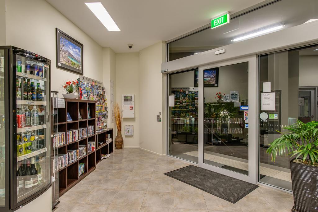 Bay View Aparthotel 4*