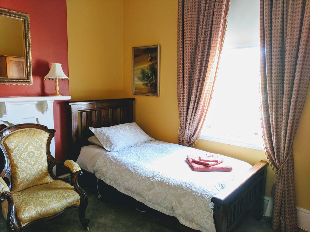 Hamlyn House Accommodation Bed & Breakfast