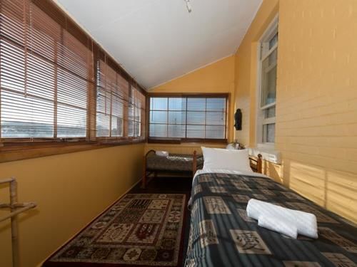 Edinburgh Gallery Bed & Breakfast Hobart