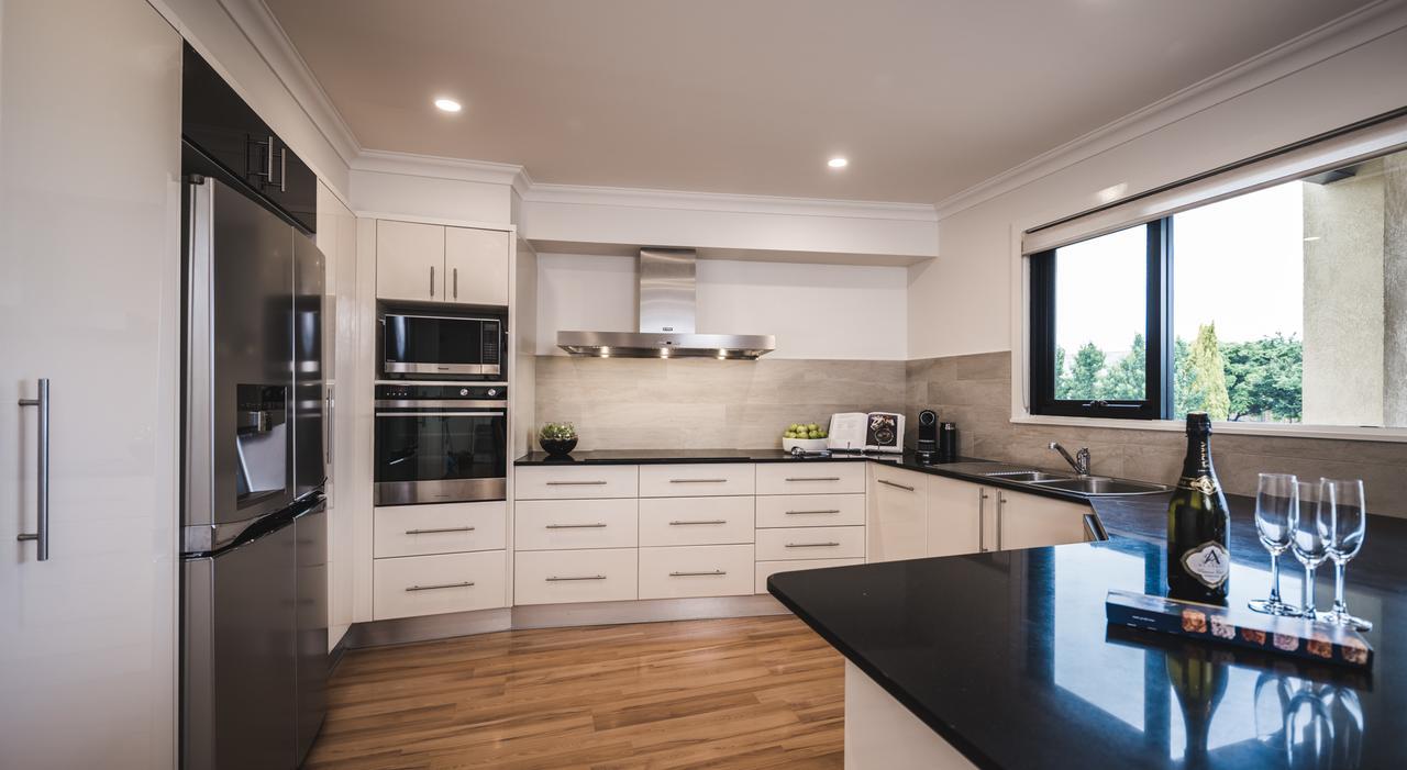 Russell House Holiday home