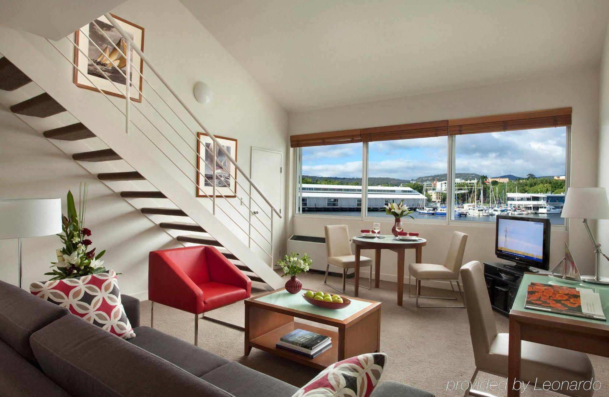 Somerset On The Pier Aparthotel 4*