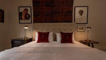 Corinda's 4*