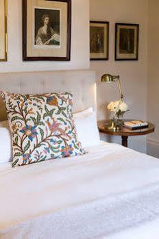 Corinda's 4* Hobart