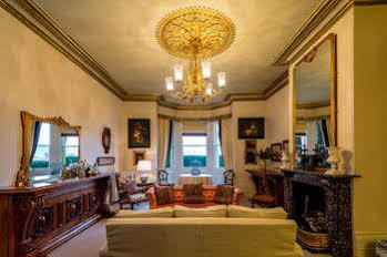 Corinda's Hotel 4*