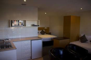 Bay Hotel Apartments 3* Hobart