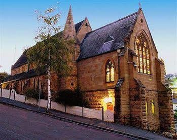 Pendragon Hall - Studio Hotel 3*