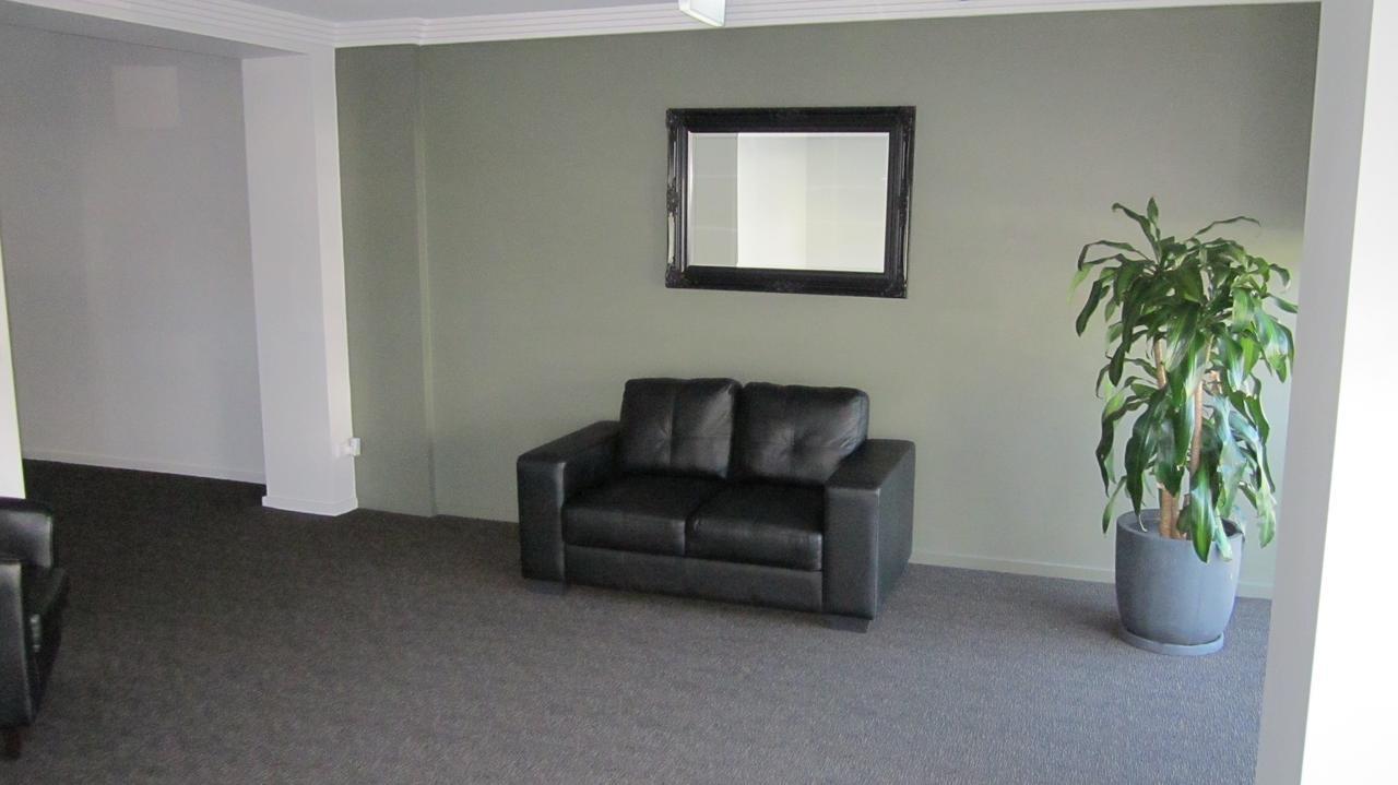 Queens Head Hotel 3*