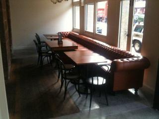 Tassie Backpackers At The Brunswick Hobart