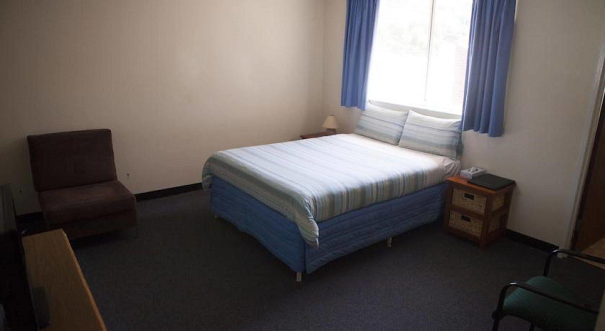 The Waratah Hotel 3*
