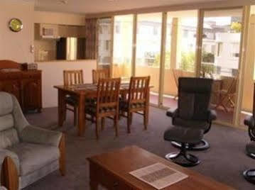 Jenatt Apartments Salamanca Hotel 4*
