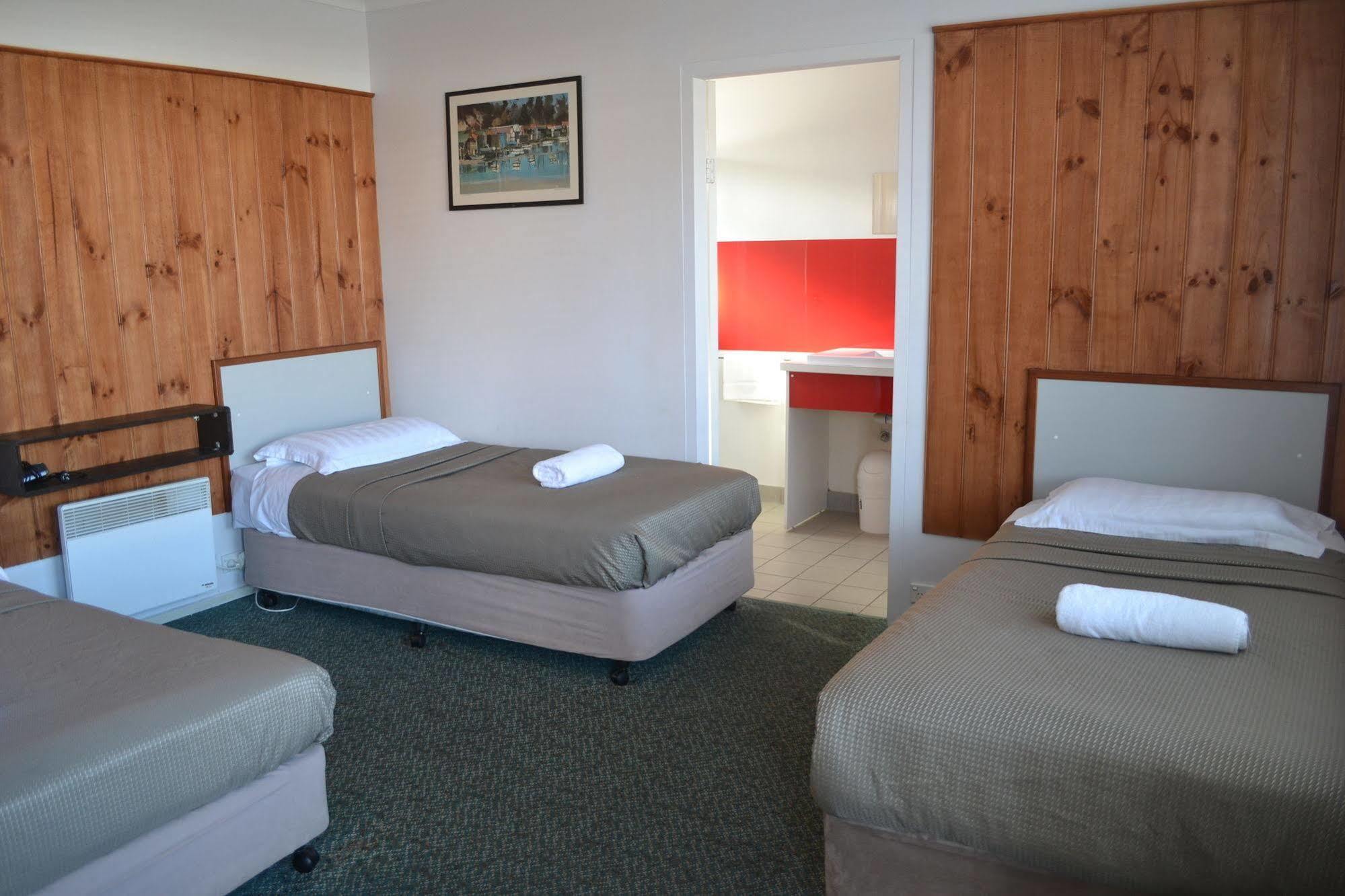 Motel Tower