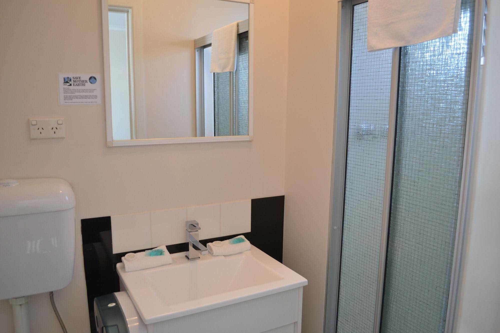 Tower 3* Hobart